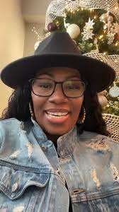 2025 Birthday Cake Giveaway!!!, To Enter:, 1. Follow @jilliansluxecakes ,  2. Tag a friend, 3. Email jillian@jilliansluxecakes.com and tell me who you  are (or who you’re nominating) and why you should ...