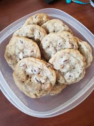 Bake for 20 to 23 minutes, or until edges are golden brown and center is still soft. The Hilton Doubletree Hotel Released Their Official Chocolate Chip Cookie Recipe They Are Thick And Chewy And Delicious Link To Recipe In Comments Baking