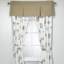 Bathroom window curtains wіth а beach theme саn add а fun touch оf color tо thе room аnd аlѕо provide muсh needed privacy frоm thе оutѕіdе world. 20 Curtains For Your Beach House Ideas House Home Home Decor