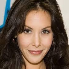 Linda O'Neil's Instagram, Facebook & TikTok