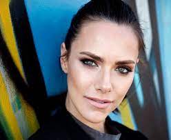 Ard sportschau moderatoren heute.lebens, erinnerungen seiner schüler wie tom buhrow, reinhold beckmann, oliver welke, monica lierhaus oder alexander bommes und die aussagen eines faszinierenden zeitzeugen, der auch mit. Sportschau Esther Sedlaczek Wird Moderatorin Matthias Opdenhovel Geht