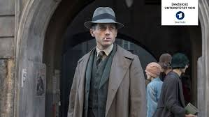Berlin spielte in serien schon die hauptrolle, als an streamingdienste noch nicht zu denken war. 3 Staffel Babylon Berlin So Aufwendig Wurde Die Hit Serie Umgesetzt Serien News Filmstarts De