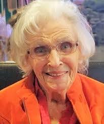 Lori Reiter's Instagram, Twitter & Facebook