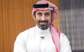 لقاء مع الكاتب أحمد الشقيري