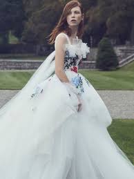 See Monique Lhuillier Wedding Dresses From Bridal Fashion Week Unconventional Wedding Dress Monique Lhuillier Bridal Colored Wedding Dresses