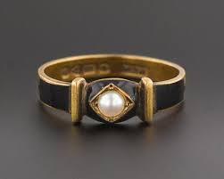 Black And Gold Jewelry Antique 18k Gold Black Enamel Ring Black Enamel And Pearl Black Gold Ring Black Gold Jewelry Black Rings