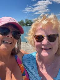 Beth Geyer (@bthgeyer) • Instagram photos and videos