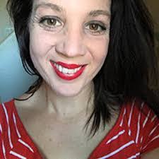 Kelly Arehart's Instagram, Twitter & Facebook