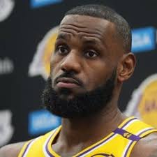 LeBron James Injury: Questionable for Saturday