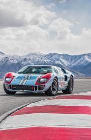 1966 Ford Gt 40 Mk Ii No 1 Ken Miles Denny Hulme Photo By William Walker Ford Gt 2017 Ford Gt40 Ford Gt