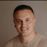 60+ perfiles de «Mirsad»