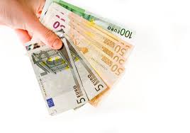 Find the current euro romanian leu rate and access to our eur ron converter, charts, historical data, news, and more. Azi PrimeÈti 4 10 Lei Pentru Un Euro Peste Cateva Luni L Ai Putea CumpÄra Inapoi Cu 4 Lei Sau Chiar Cu 3 90