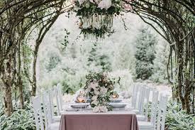 Garden rose events & design is an event planning, designing, and consulting company with a location in roanoke, virginia and swartz creek, michigan. Luxe Japanese Garden Wedding Well Dressed Tables