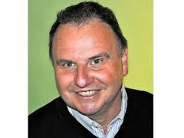 Peter Kratz's Instagram, Twitter & Facebook