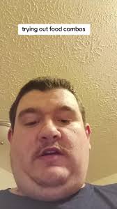 #fyp trying out food combos the Honey bun is back