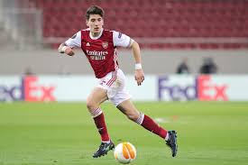 Hector bellerin signed a 5 year / £28,600,000 contract with the arsenal f.c., including an annual average salary of £5,720,000. B3j3gpy3gu3vom