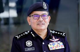 Ketua polis sabah, datuk noor rashid ibrahim menegaskan bahawa keselamatan sabah dalam kawalan sepenuhnya. Mazlan Lazim Kini Timbalan Ketua Polis Negara