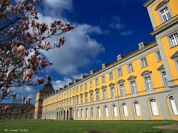 Gutenberg Kulturális Intézet és Nyelviskola, Budapest. Németországi egyetemek. Rheinische Friedrich-Wilhelms-Universität Bonn Gutenberg Kulturális Intézet és Nyelviskola, Budapest. Németországi egyetemek. Rheinische Friedrich-Wilhelms-Universität Bonn