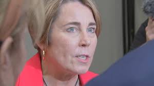 Support for renewables shrinks as fossil fuel interest grows