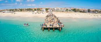 Avec accès direct à la plage algodoeiro, 4 piscines magnifiques, plusieurs espaces de restauration, un amphithéâtre pour les spectacles, des animations pour tous les âges et beaucoup plus encore, le sol dunas est idéal pour voyager en. Die Insel Sal Circuits Cap Vert Une Destination Pour Les Amoureux De La Nature
