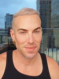 Christopher Macken Husband or Boyfriend