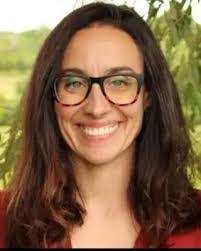 Lauren Owen's Instagram, Twitter & Facebook