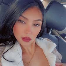 Avery Downs (@Loveyourself_x3)