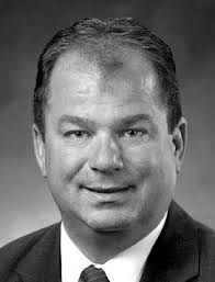 Vamos & Becker of AmeriServ Achieve Court of The Table MDRT Qualification