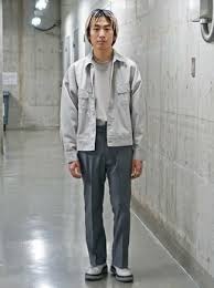 There are currently 181 streetstyle photos of bloggers wearing dark gray shoes. Grey Dress Shoes Outfits For Men 323 Ideas Outfits Lookastic