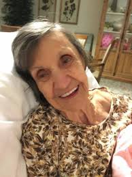 Today is my birthday 🎈 This past year has been incredibly transformative  for me. It was the 2nd year of navigating life without my Father and the  2nd year of loving my