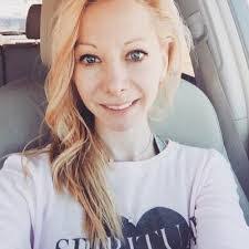 Erika Miller's Instagram, Twitter & Facebook