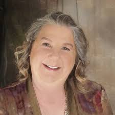 Lesa Day's Instagram, Twitter & Facebook