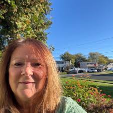 This is my first night out in 9 trillion years. I don't know what I'm doing  anymore. Are mirror selfies a thing? …I'm not a normal mom. I'm a cool mom.  .. …