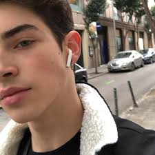 There are already 288 enthralling, inspiring and awesome images tagged with manu rios. Manu Rios Updates On Twitter Manu Via 2nd Instagram