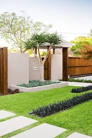 Carex Garden Design By Carolyn Mullet Modern Landscaping Minimalist Garden Modern Landscape Design