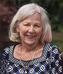 Donna Robillard's Instagram, Twitter & Facebook