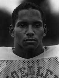 What is former Moeller great Hiawatha Francisco up to now?