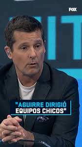 👌🏼 Javier Aguirre come en una mesa separada. Si es de los mejores  técnicos de México.