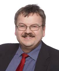 Jetzt wo staatsgarantien winken wird es noch lukrativer für sie und teurer für steuerzahler.wir müssen auch am aktienmarkt. Hannover Re Sees Ongoing Opportunities In Ils Henning Ludolphs Artemis Bm