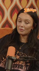 Layla Buckley's Instagram, Twitter & Facebook