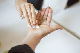 1 adresse zu giulia in berlin mit telefonnummer, öffnungszeiten und bewertung gefunden. Giulia Soldati Contatto Food Performance Im Kunstgewerbemuseum Museum And The City