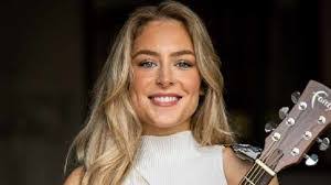 Olivia Smedley's Instagram, Twitter & Facebook