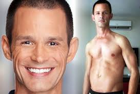 openly gay actor emerson collins @ActuallyEmerson is 33 today  #happybirthday