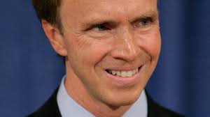 Hollenbach wins Democratic primary for treasurer