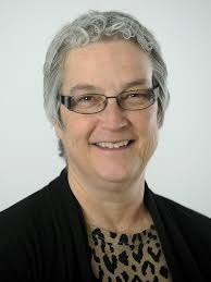 Kueter: Behind the scenes, engaging readers