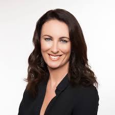 Lynette Walter's Instagram, Twitter & Facebook