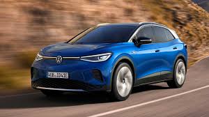 Klicken sie auf jedes auto, um fotos von innenraum und kofferraum zu vergleichen.) Vw Id 4 2021 Elektro Suv Startet In Sechs Versionen