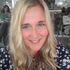 Sharon Lovell's Instagram, Twitter & Facebook