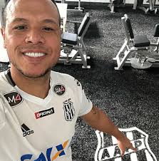 Club de regatas vasco da gama* nov 8, 1980 in campinas, brazil. Sao Paulo Da Parabens A Luis Fabiano No Dia Do Aniversario Do Craque