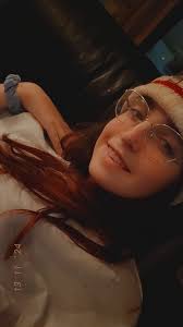 welcome!! im so happy you're all here! my name is olive! I'm a 22 year old  homesteader! I grew up in downtown Toronto and moved to what will be our  forever home